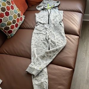 HOW FUN and UNIQUE…Little girls romper with paper airplanes